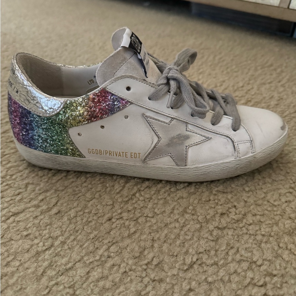 Golden goose super star low top sneaker size 8